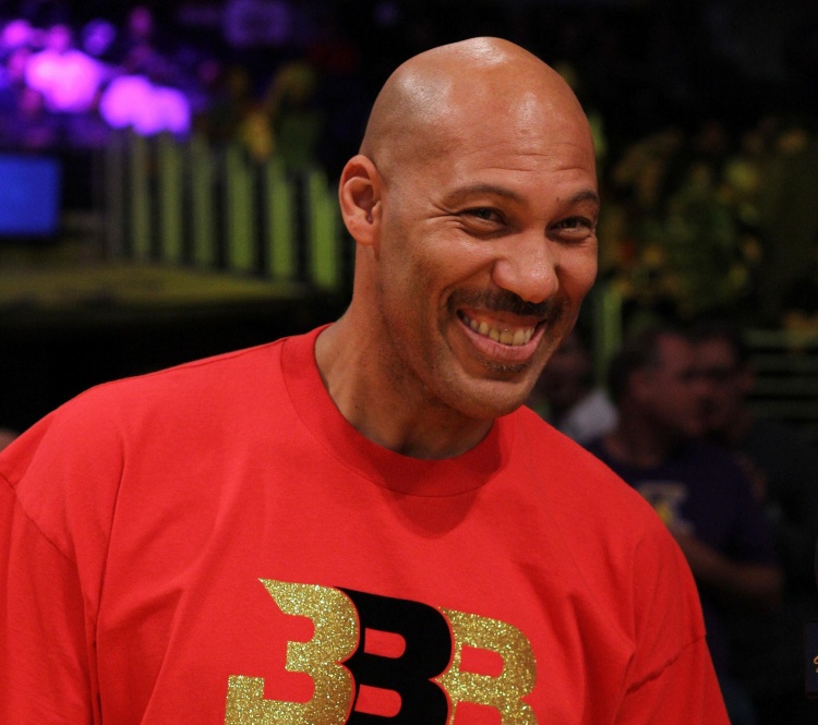 富保罗：球爹将三个儿子中的两个送进NBA已是了不起的壮举